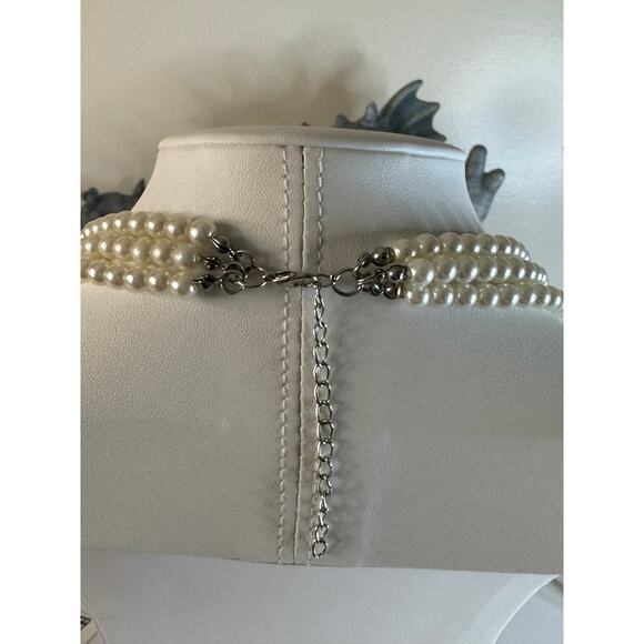 Faux cream and gray pearl necklace.  19” - Picture 3 of 7